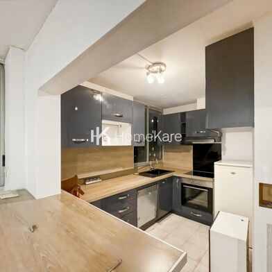 Appartement 5 pièces 943 €