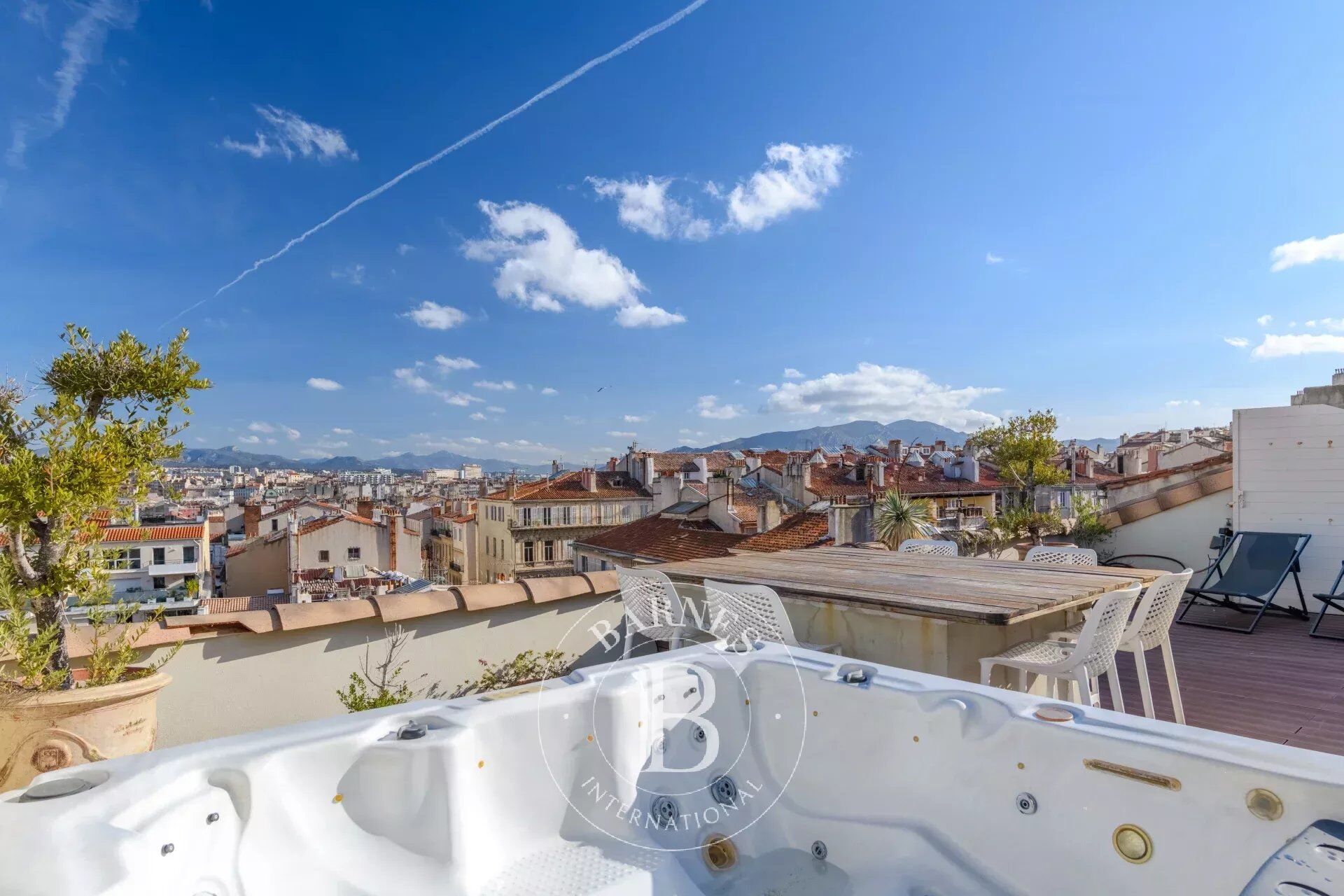 Appartement  T6 à vendre Marseille 6eme 13006