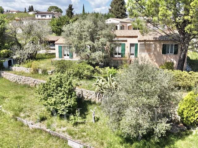 VALBONNE-A PIEDS DU VILLAGE — photo du bien