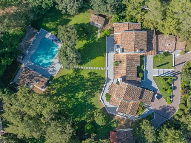 VILLA DE PRESTIGE - DOMAINE SÉCURISÉ VALBONNE - — photo du bien