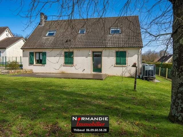   À VENDRE – Belle maison traditionnelle à la campagne, proche d — photo du bien