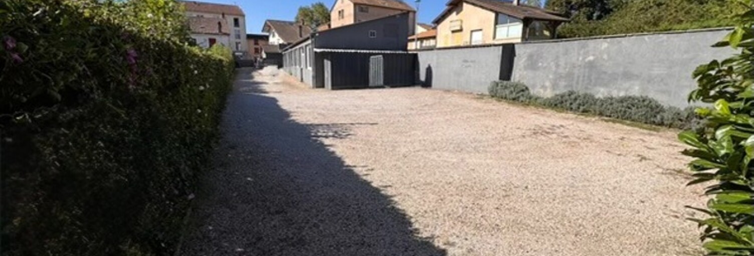 Commerce 7 Pièces 425 m² à vendre à Charnay-lès-Mâcon (71850)