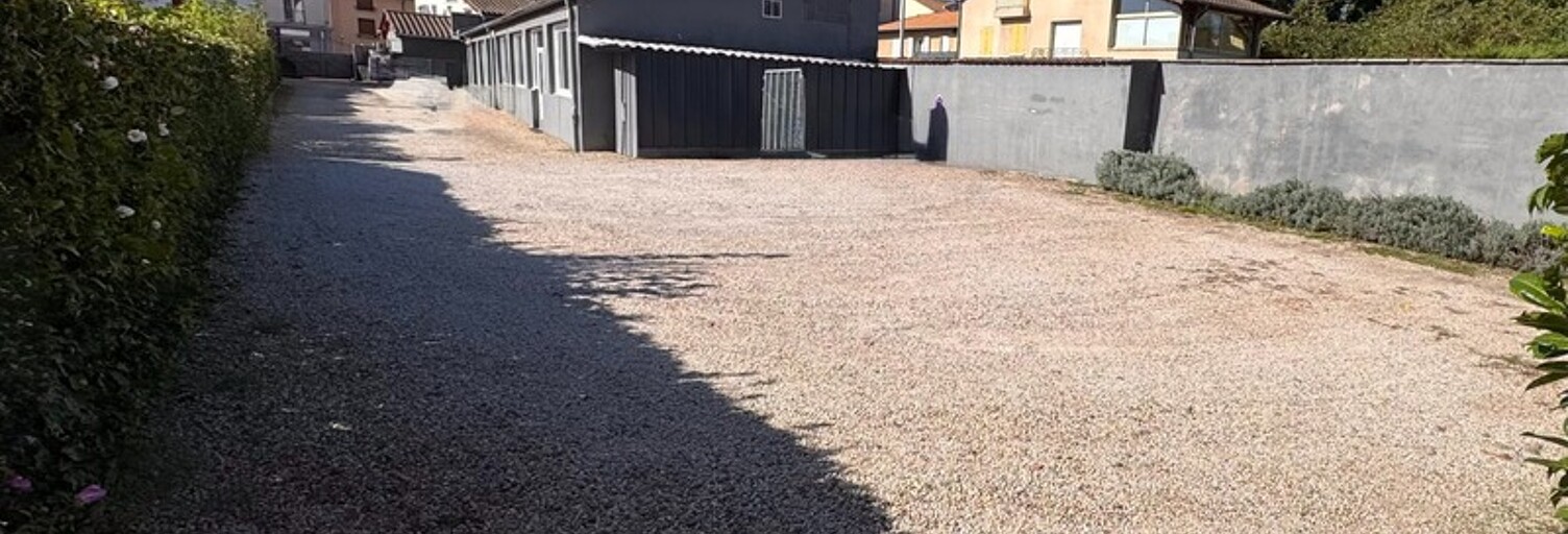 Commerce 7 Pièces 425 m² à vendre à Charnay-lès-Mâcon (71850)