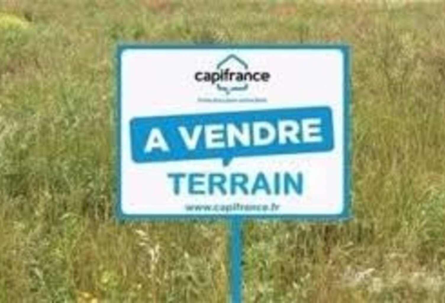 Dpt Allier (03), à vendre BESSAY SUR ALLIER terrain - Terrain de 2 598,00 m² — photo 1