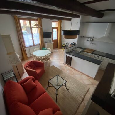 Maison 5 pièces 900 €