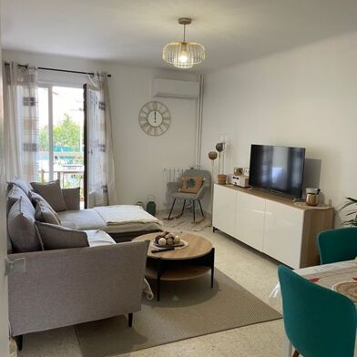 Appartement 2 pièces 900 €