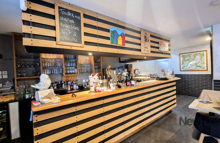 À VENDRE – Fonds de commerce Restaurant / Bar – Licence IV – Emplacement n°1 à Cluses — photo 3