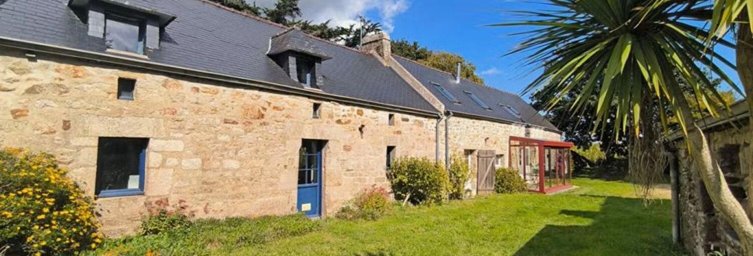 Maison 10 Pièces 300 m² à vendre à Pouldergat (29100)