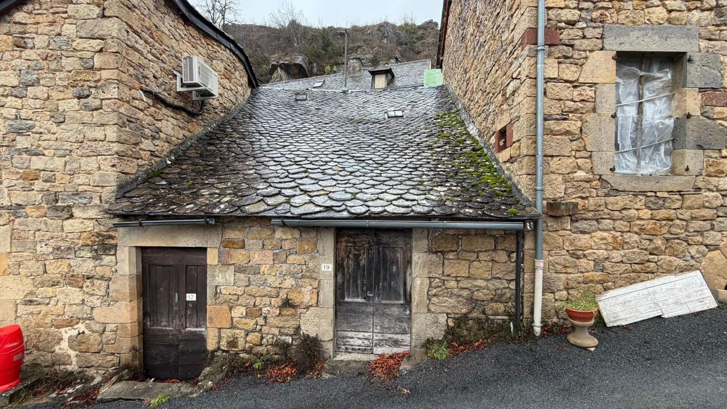 Parking  à vendre Salles-la-Source 12330