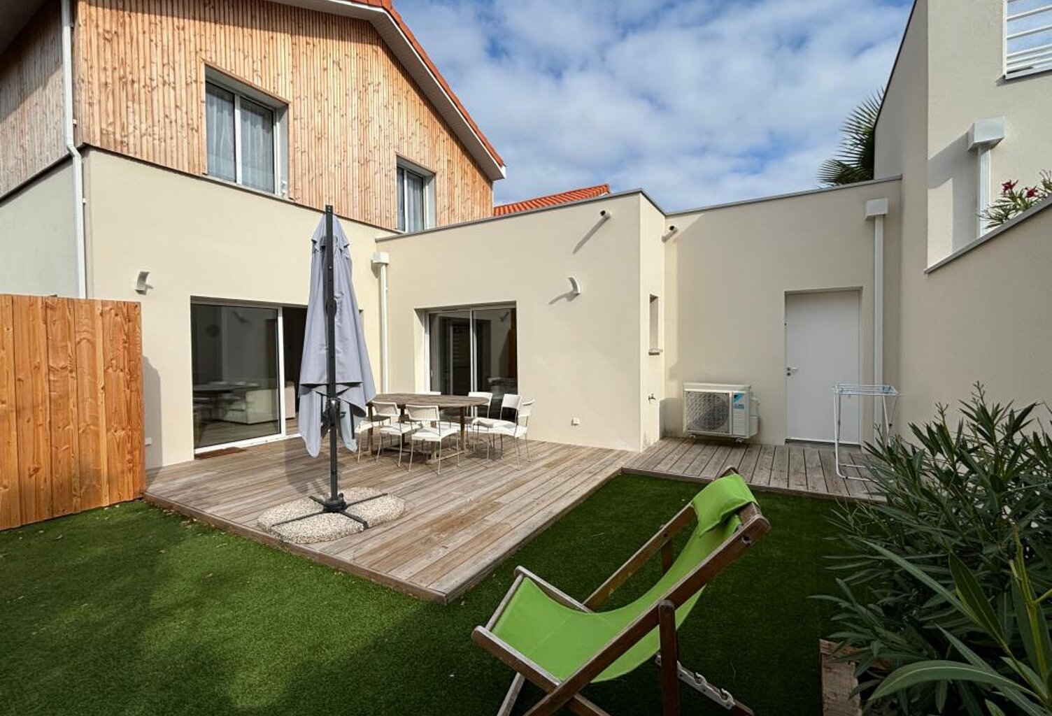 Maison À Vendre — photo 1
