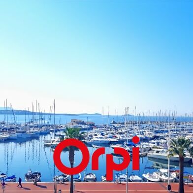 Appartement 2 pièces 810 €