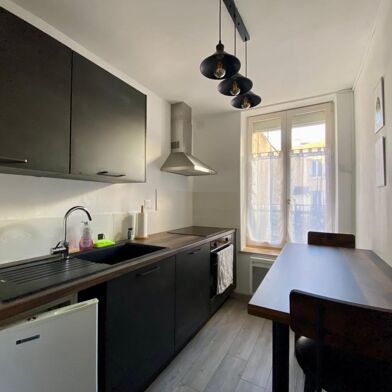 Appartement 1 pièces 450 €