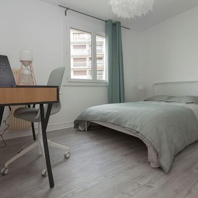 Appartement 1 pièces 365 €