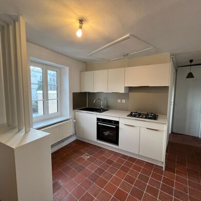 Appartement 3 pièces 1050 €