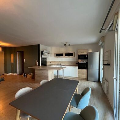 Appartement 3 pièces 1200 €