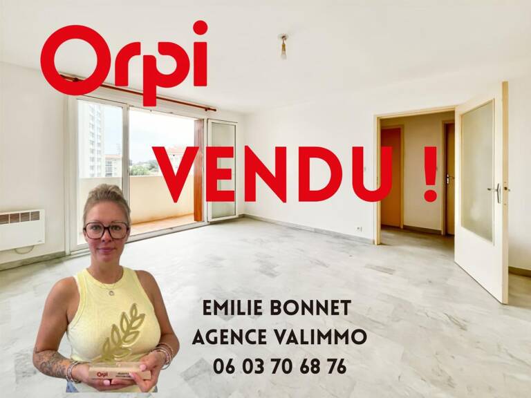 Appartement À Vendre — photo 1