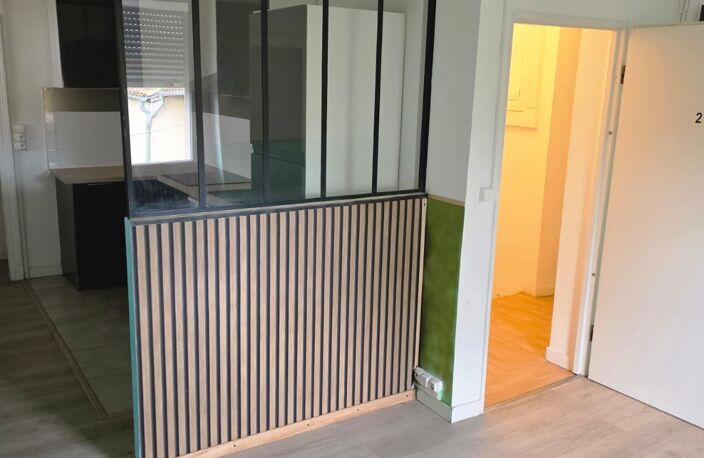 Appartement À Louer — photo 2