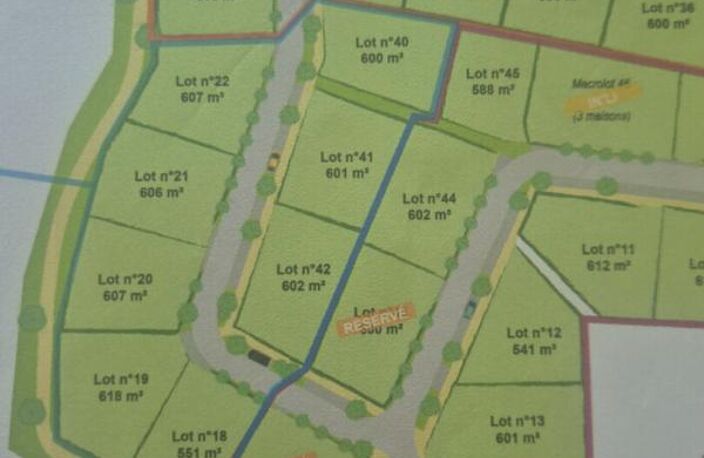 L'ISLE JOURDAIN - TERRAIN VIABILISE DE 659 M2 — photo 5