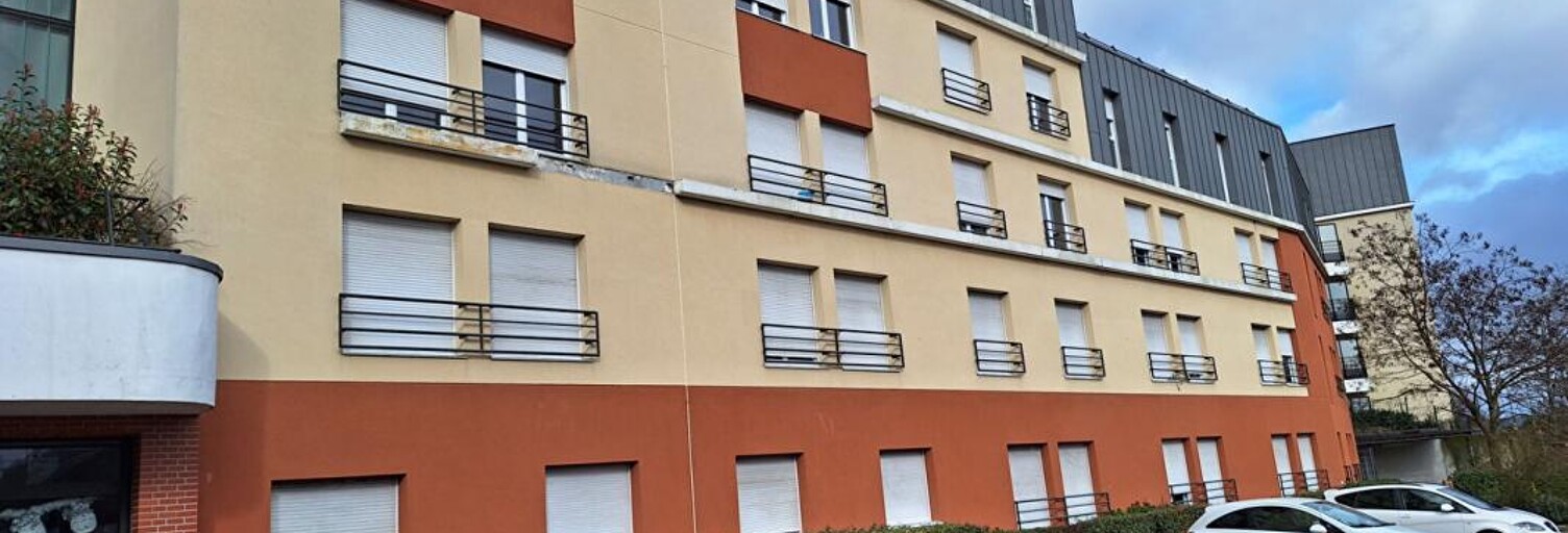 Appartement 1 Pièce 20 m² à vendre à Saint-Cyr-l'École (78210)