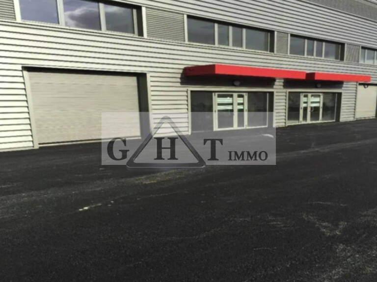 Entrepôt Bureaux A louer — photo 1