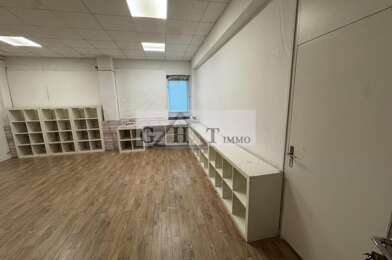 Bureau  811 €
