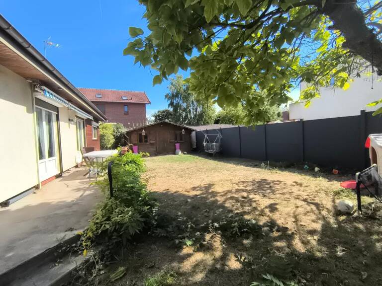 Maison À Vendre — photo 1