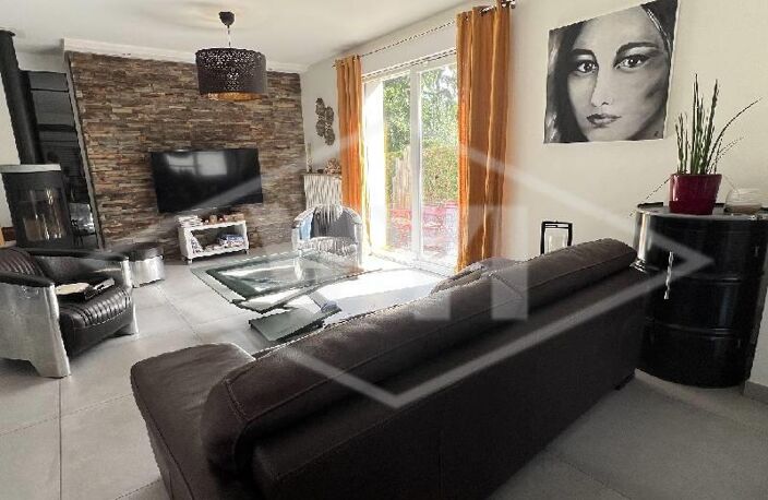 Vente maison 5 pièces 120 m² Combs-la-Ville (77380) — photo 5