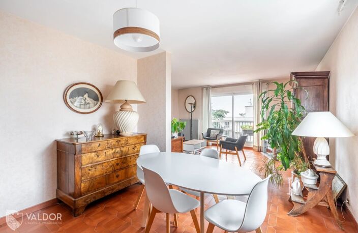 Appartement T4 – Dernier étage – Vue dégagée – Parc arboré — photo 3