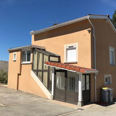 Maison 4 pièces 1300 €