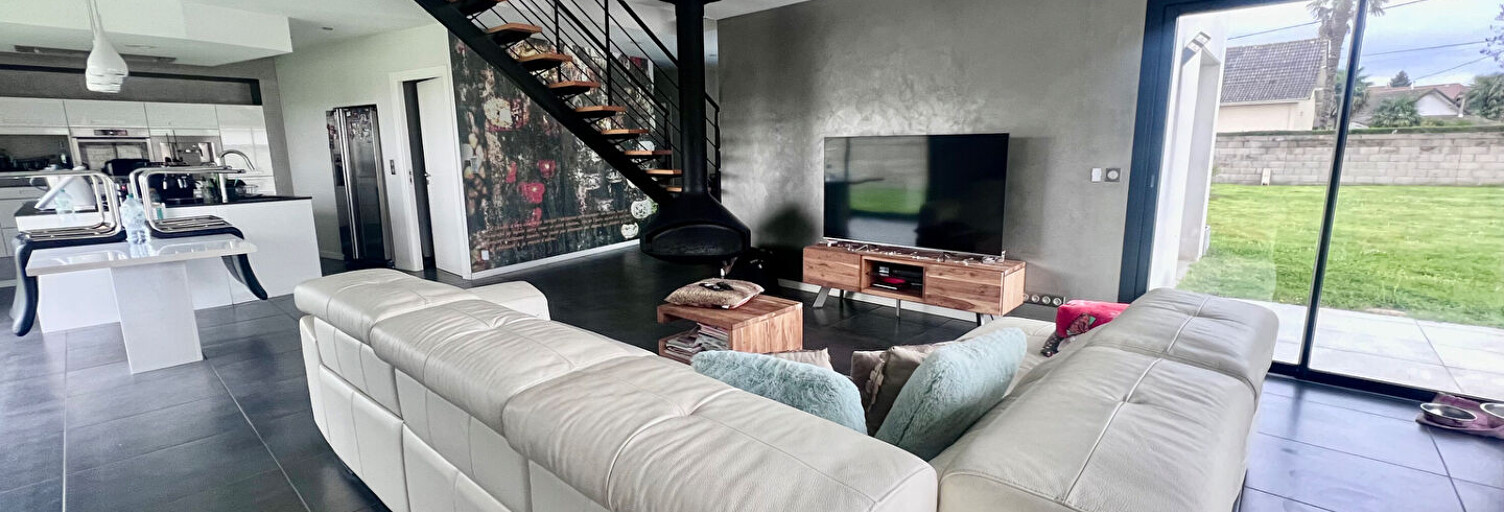 Maison 7 Pièces 165 m² à vendre à Pau (64000)