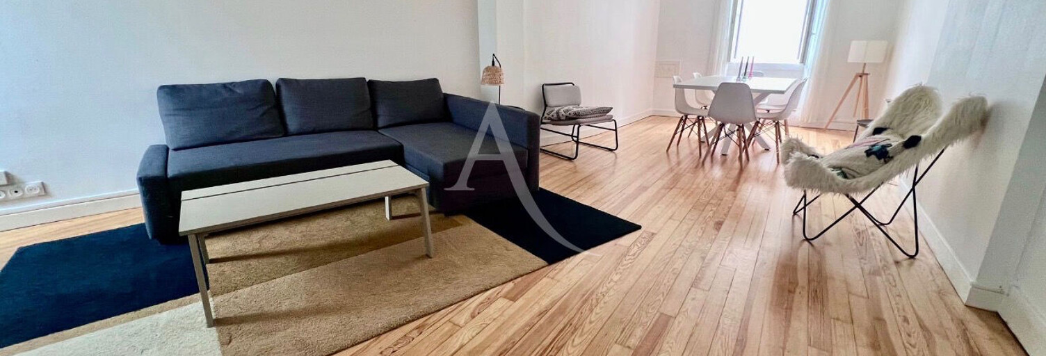 Immeuble  130 m² à vendre à Pau (64000)