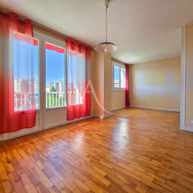 Appartement 5 pièces 169900 €