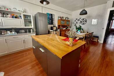 Appartement 3 pièces 235000 €