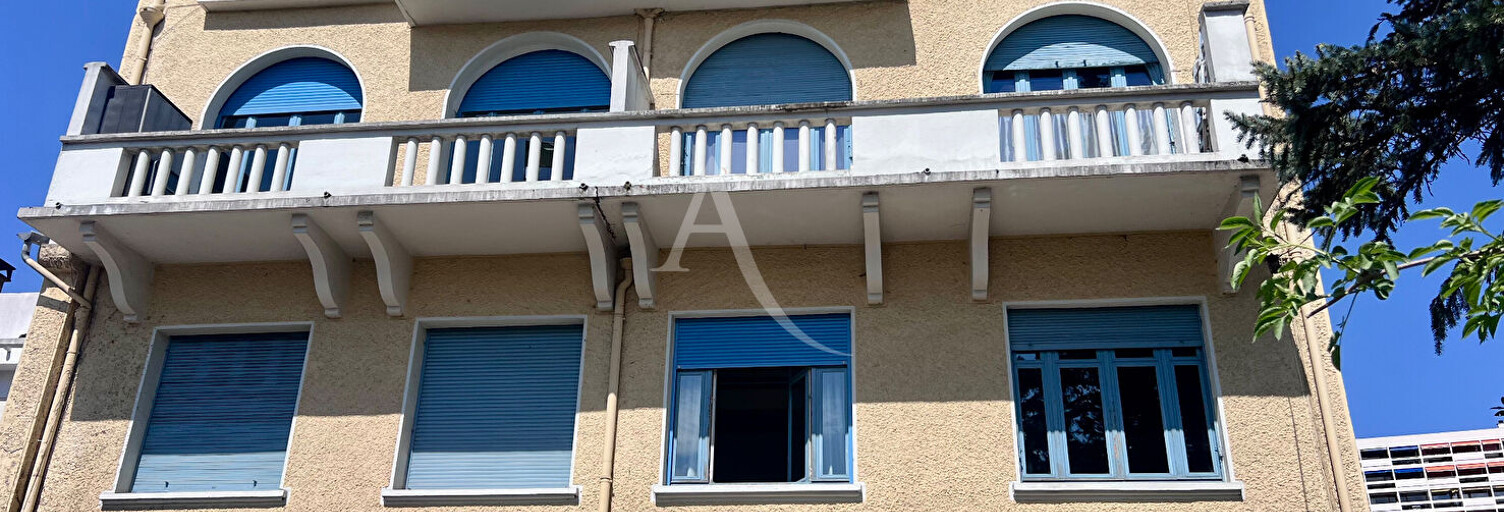 Appartement 9 Pièces 260 m² à vendre à Pau (64000)