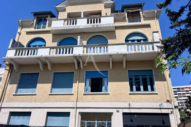 Appartement 9 pièces 193000 €