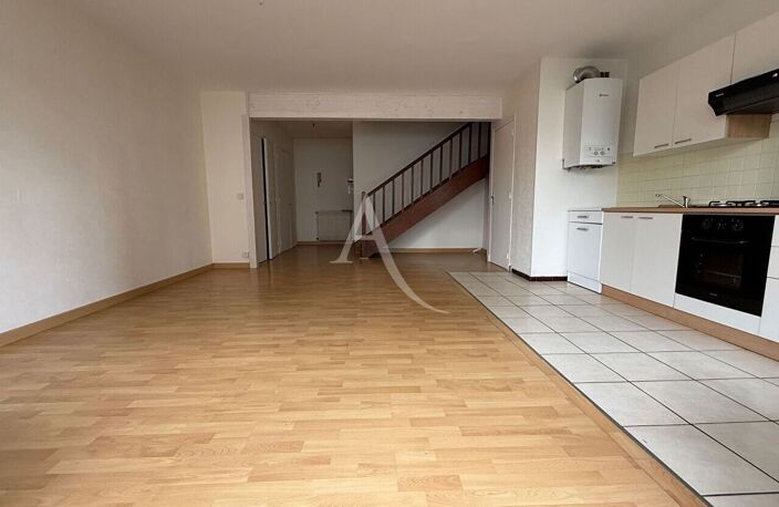 Centre ville Appartement T2 duplex et 2 balcons — photo 4
