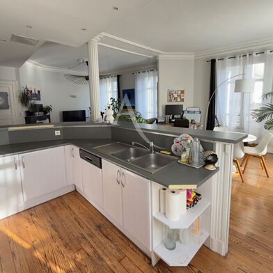 Appartement 3 pièces 249900 €