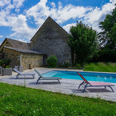 Maison 8 pièces 549900 €