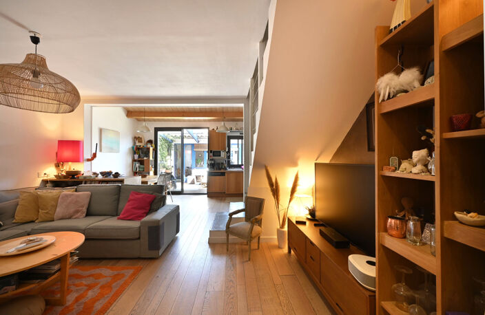 MAISON DE VILLAGE 87m2 - DEPENDANCE - GARAGE — photo 5