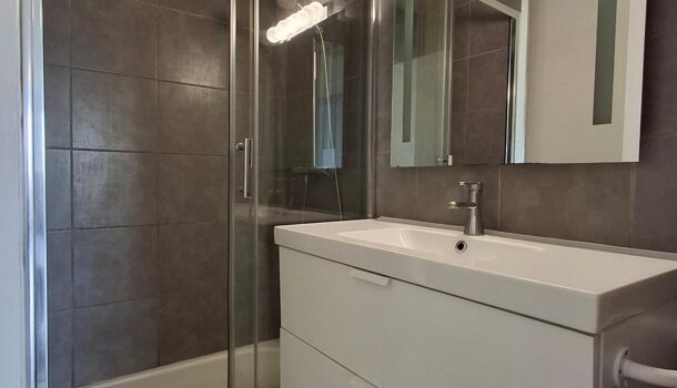 Appartement 3 pièces  à louer Marseille 10eme 13010