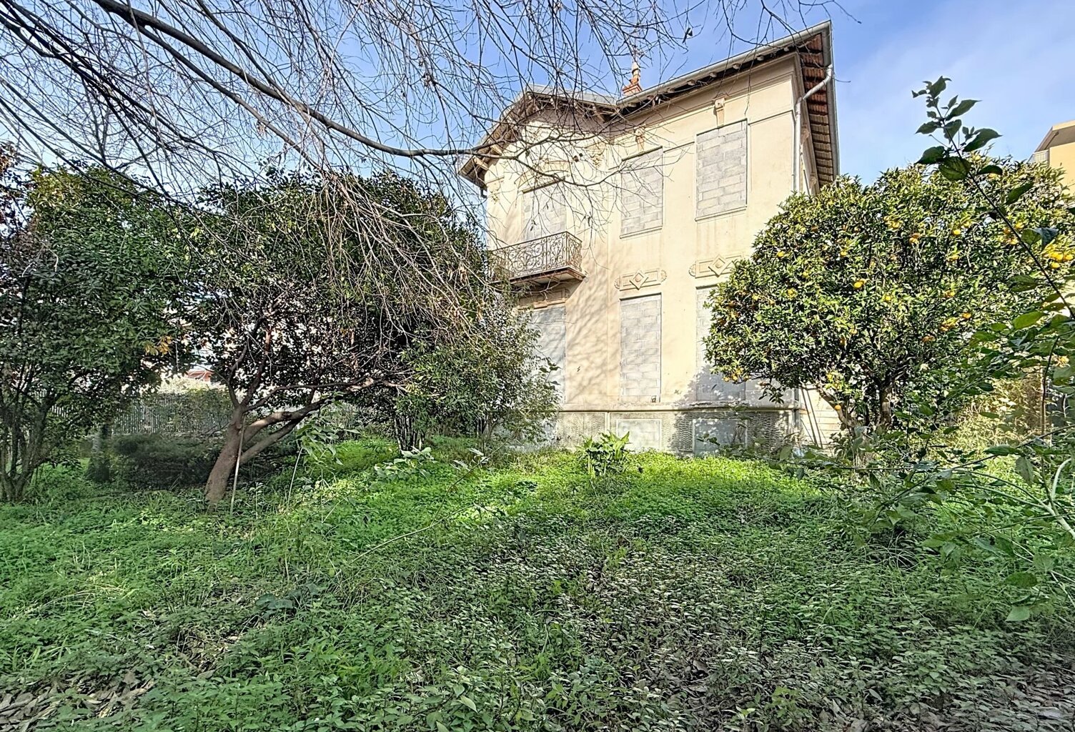 MAISON - NICE -SAINT SYLVESTRE - JARDIN - À RÉNOVER — photo 1