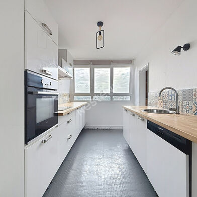 Appartement 3 pièces 850 €