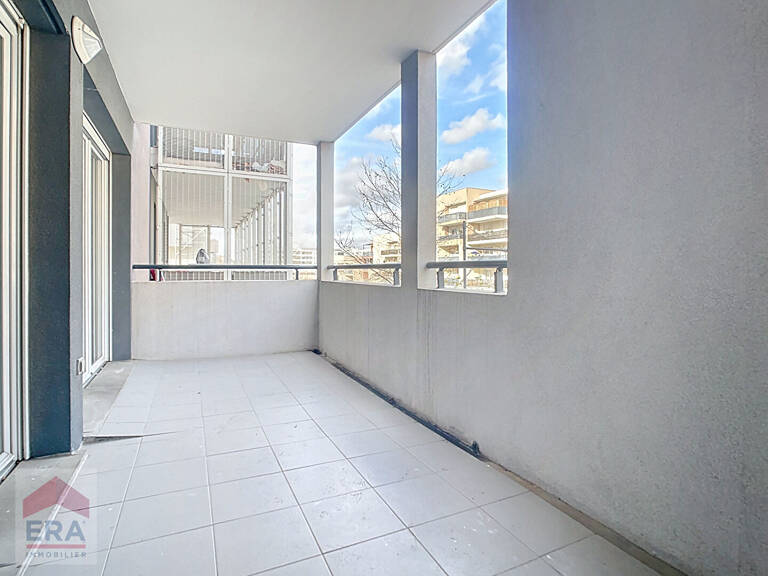 A louer appartement type 2 Marseille 13014 Le Merlan terrasse parking — photo 1