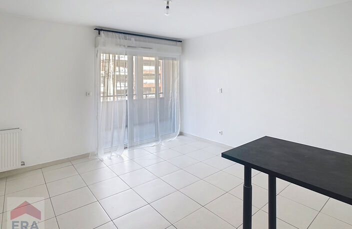 A louer appartement type 2 Marseille 13014 Le Merlan terrasse parking — photo 3