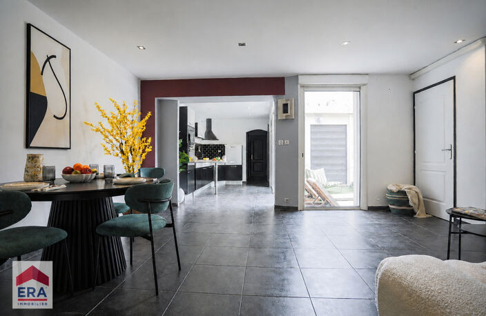 Appart.  T4 -  Rdc maison 13015 La Delorme  Terrasse + Piscine — photo 2