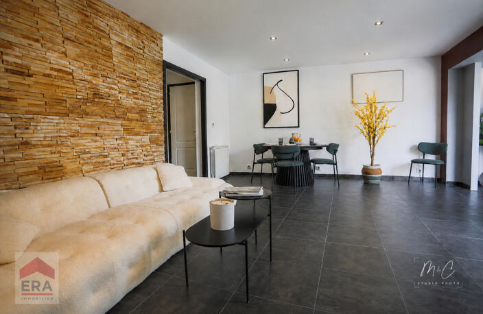 Appart.  T4 -  Rdc maison 13015 La Delorme  Terrasse + Piscine — photo 3