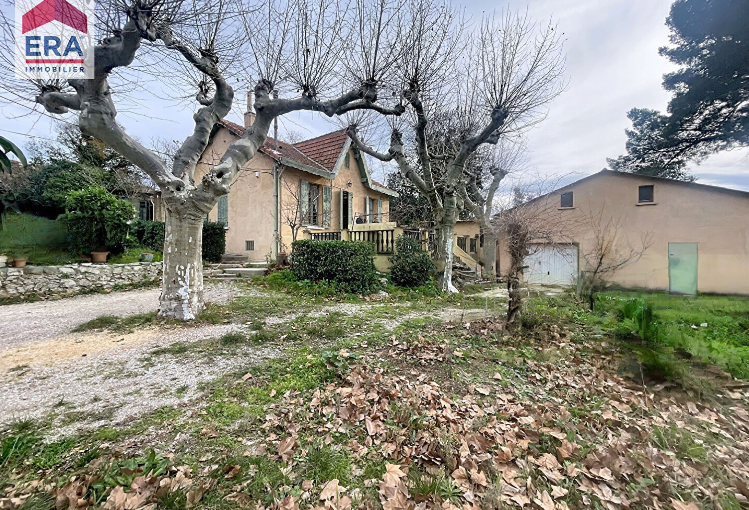 A VENDRE ST JOSEPH MARSEILLE 13014 PROPRIETE  MAISON  T4 , DEPENDANCES, GARAGE?GRAND TERRAIN. — photo 1