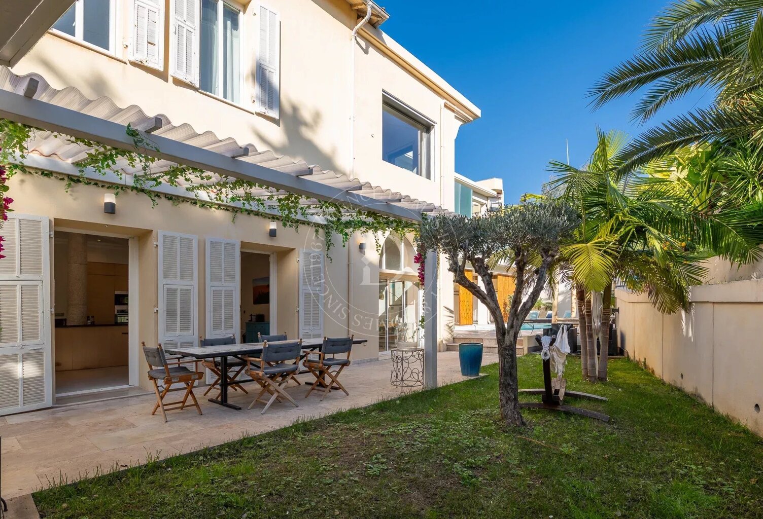 Villa familiale avec piscine au coeur de Beaulieu sur mer — photo 1
