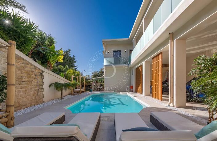 Villa familiale avec piscine au coeur de Beaulieu sur mer — photo 2