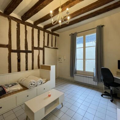 Appartement 1 pièces 576 €